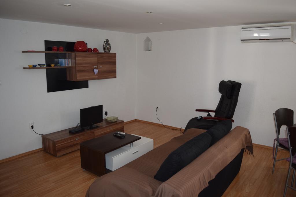 Apartment Klara Šibenik Habitación foto