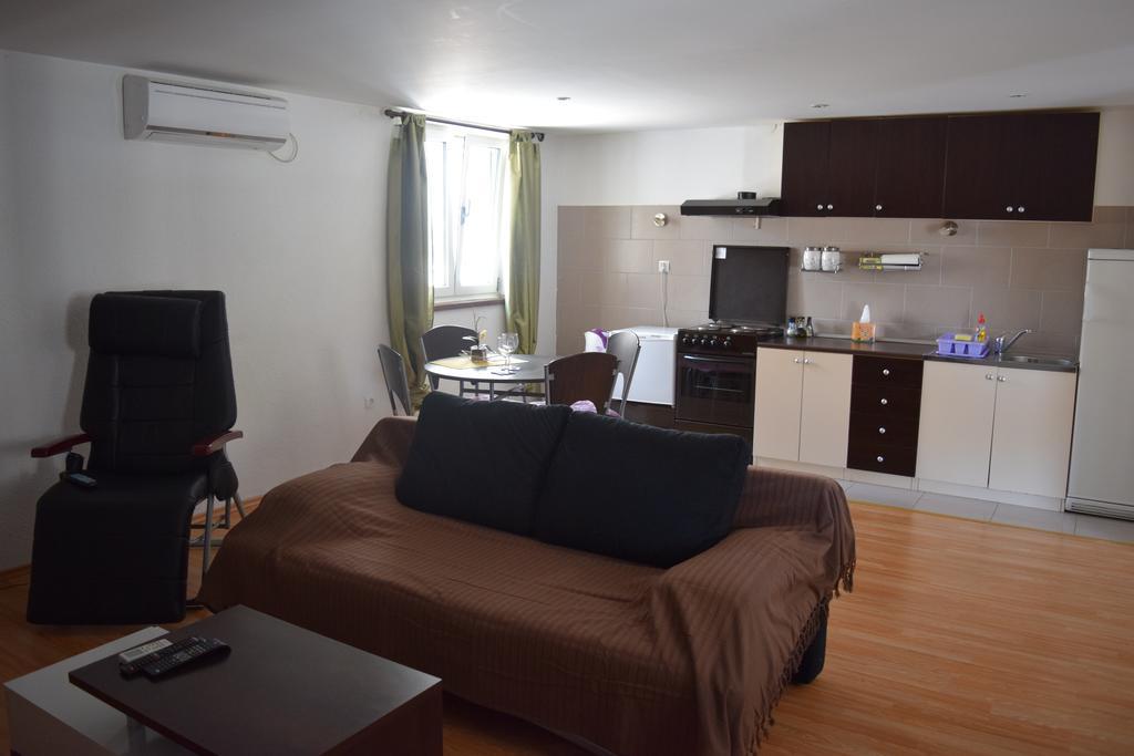Apartment Klara Šibenik Habitación foto