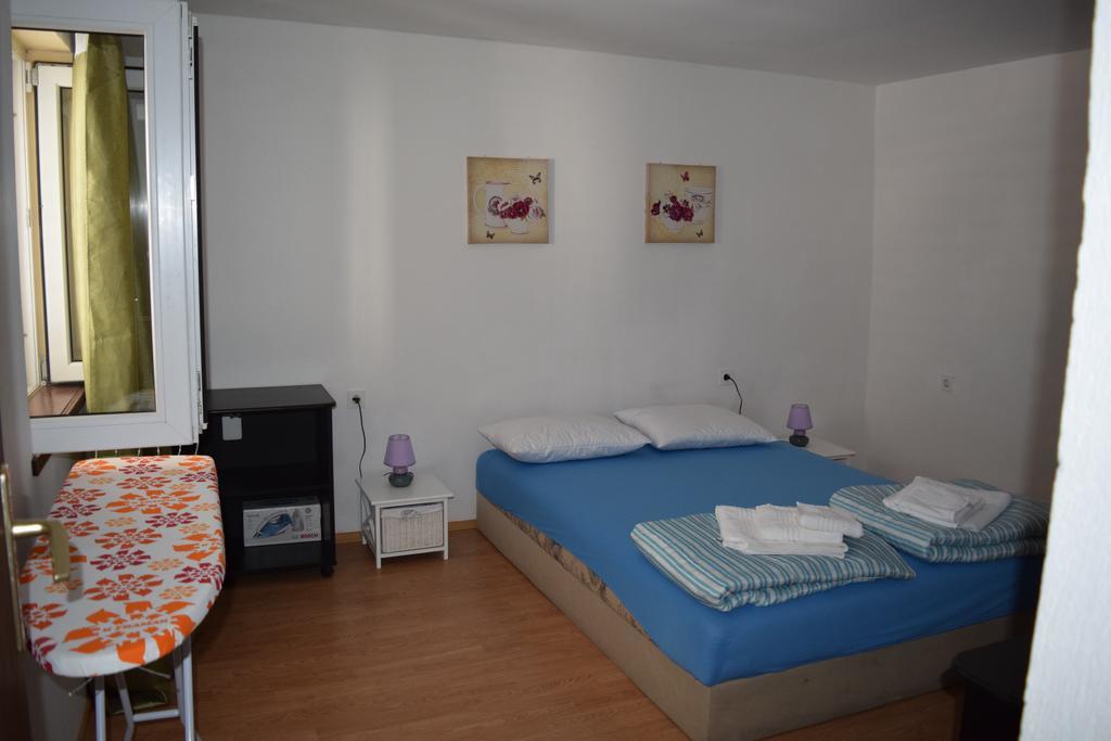 Apartment Klara Šibenik Habitación foto