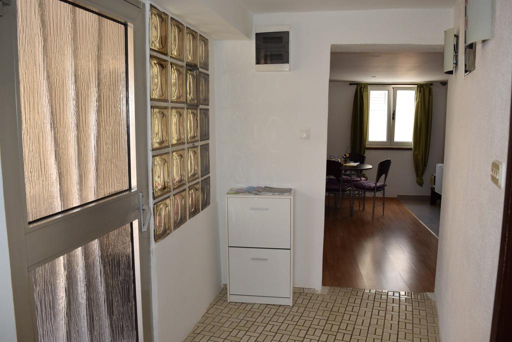 Apartment Klara Šibenik Habitación foto