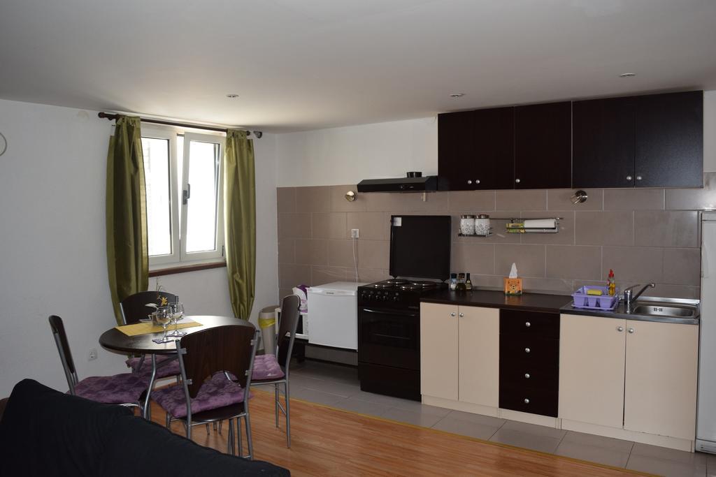 Apartment Klara Šibenik Habitación foto