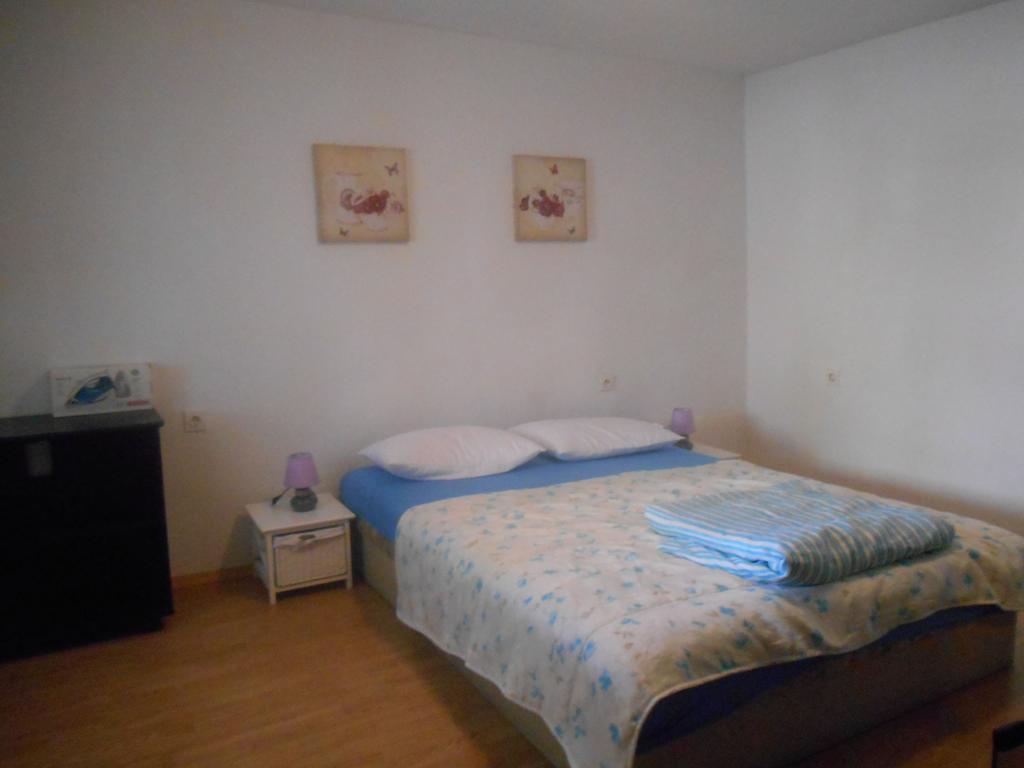 Apartment Klara Šibenik Habitación foto